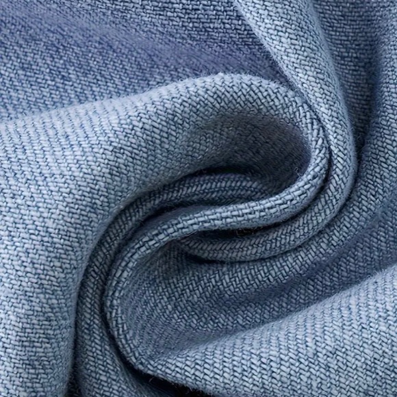 Men’s basic light blue straight leg jeans size 32 x 31 NWOT slightly tapered leg - Picture 3 of 8